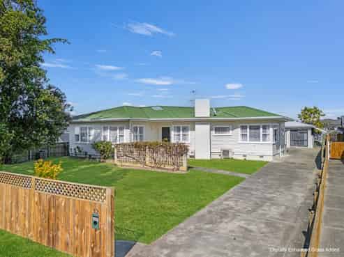 32 Exeter Crescent, Pirimai