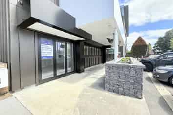 Prime Ellerslie Cafe Opportunity | 145 m2