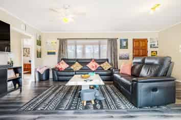318 Inland Road, Helensville
