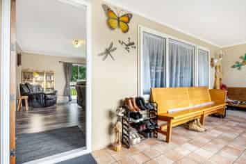 318 Inland Road, Helensville