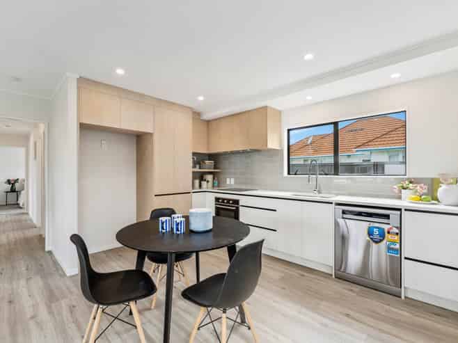 1/91 Lynwood Road, New Lynn
