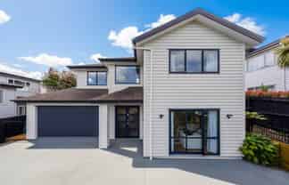 11 Parkview Drive, Gulf Harbour