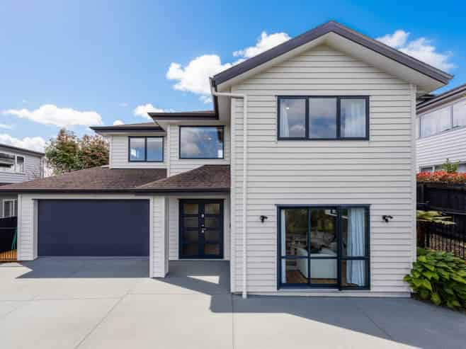 11 Parkview Drive, Gulf Harbour