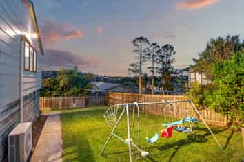 36 Brian Crescent, Stanmore Bay