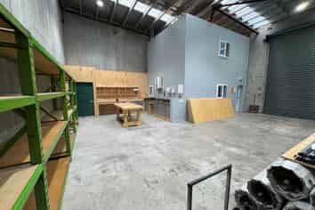 Well-Appointed Industrial Unit