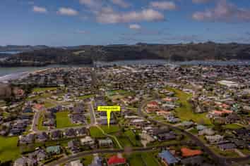 25 Palm Drive, Whitianga