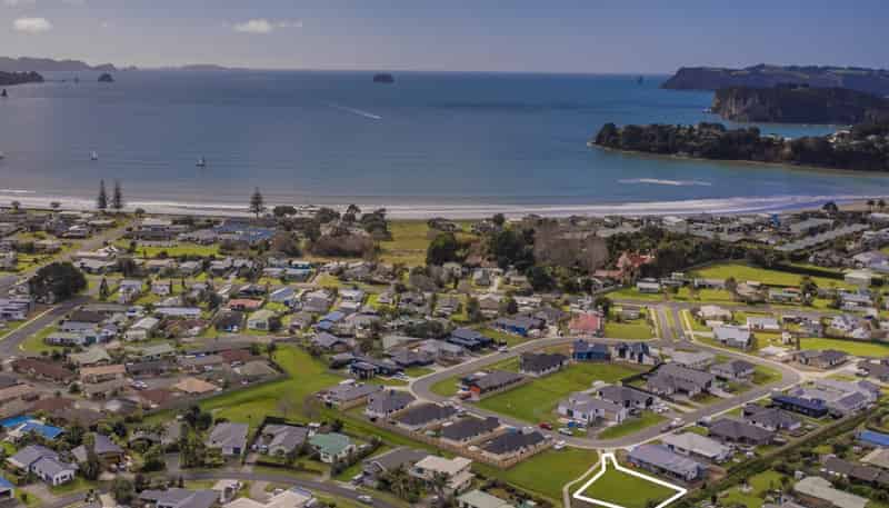 25 Palm Drive, Whitianga