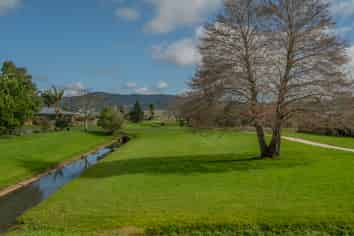 25 Palm Drive, Whitianga