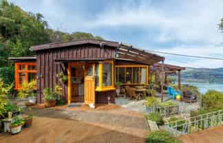 24 Selwyn Road, Lyttelton