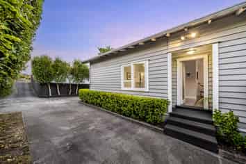 38A Panorama Road, Mount Wellington