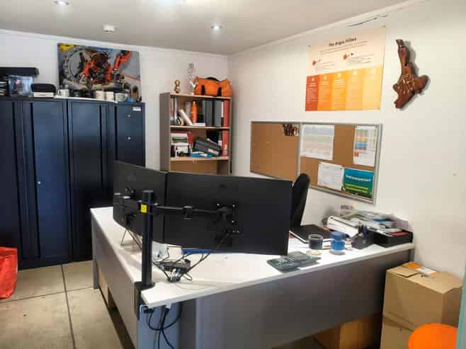 Prime Industrial Unit in Sought-After Te Rapa Location