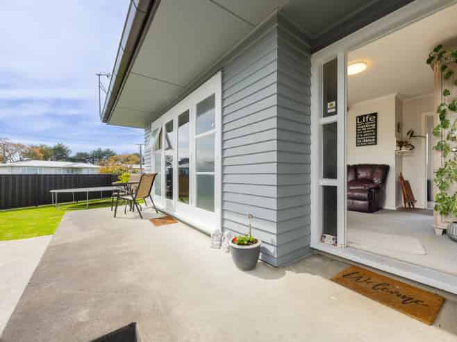 44 Trinity Crescent, Pirimai