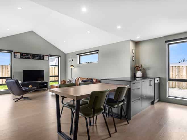 50B Greig Crescent, Amberley