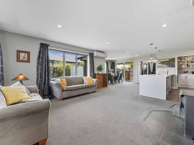 36 Weka Street, Oxford