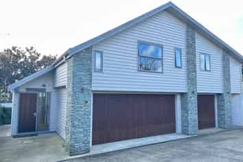 19A Treeway, Sunnyhills