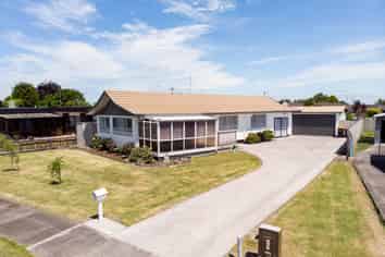 4 Leonard Street, Ngatea