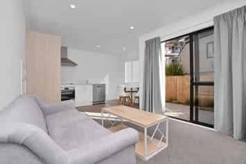 4B/3 Snead Place, Hamilton East
