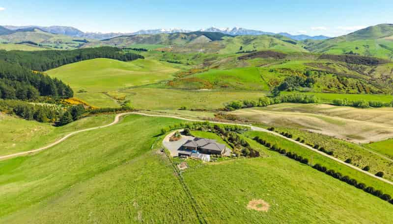 705 Malvern Hills Road, Darfield