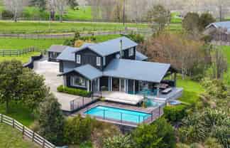 167 Holdens Road, Clevedon