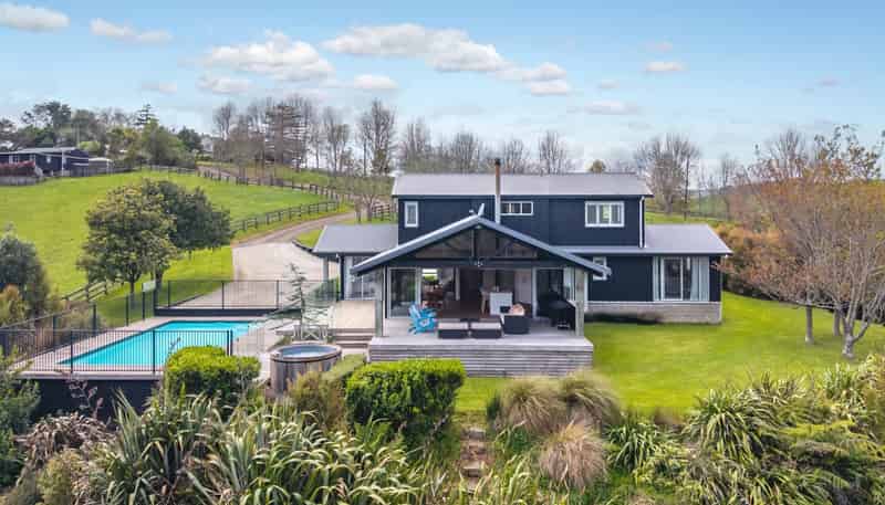 167 Holdens Road, Clevedon