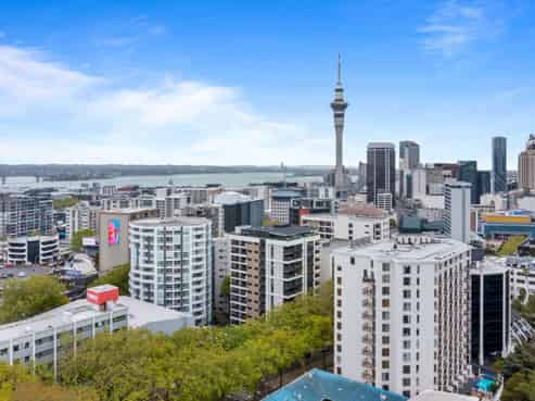 Prime Auckland CBD Hotel & Apartments