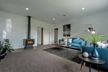 1014 Tremaine Avenue , Roslyn