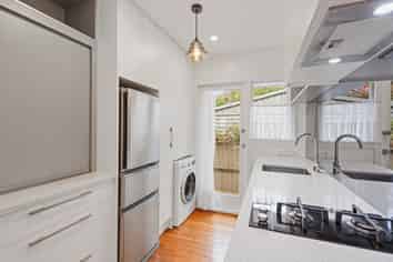 1/35 Derby Street, Saint Albans