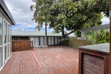 11A Sunnynook Road, Forrest Hill