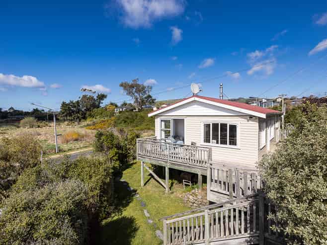 81 Stornoway Street, Karitane