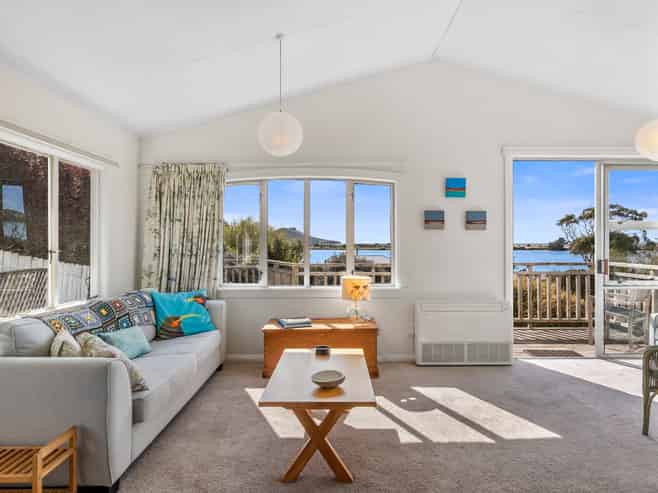 81 Stornoway Street, Karitane