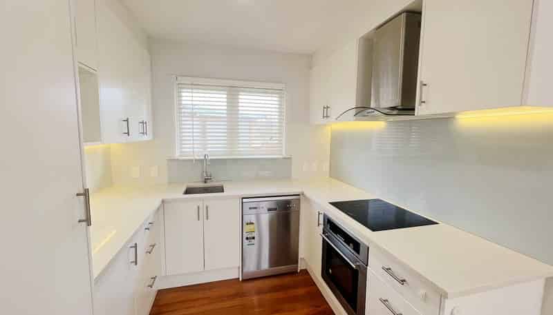 7 Fairleigh Ave, Mount Albert
