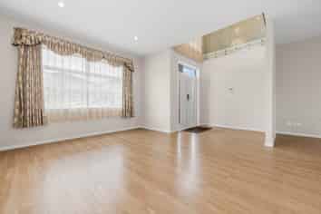 9 Sunshine Lane, Flat Bush