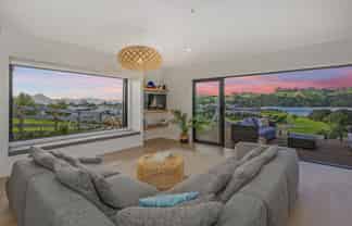 6 Joyce Harsant Place, Cooks Beach