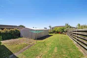 31 Royal Road, Massey