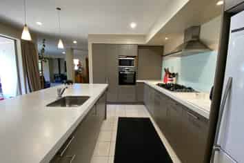 3 Wedmore Close, Burwood