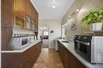 77 Barker Road, Marewa