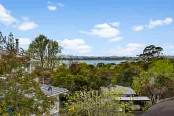 74 Advene Road, Cockle Bay