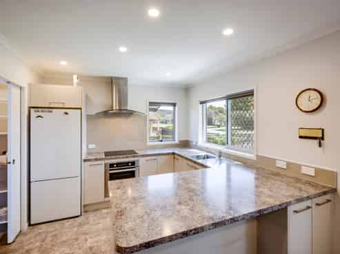 9 Gebbie Road, Taradale