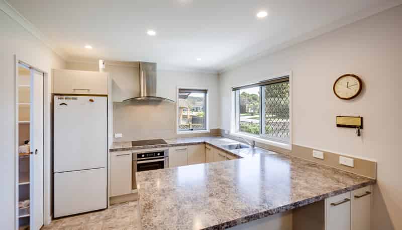 9 Gebbie Road, Taradale