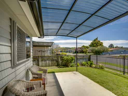 9 Gebbie Road, Taradale