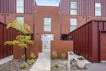 8/360 Montreal Street, Christchurch Central