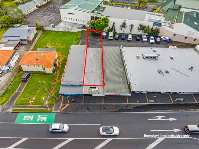 FREEHOLD BUILDING ON DOMINION ROAD

