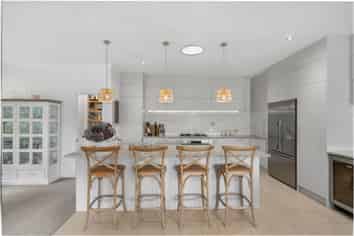 237 Southfield Drive, Lincoln