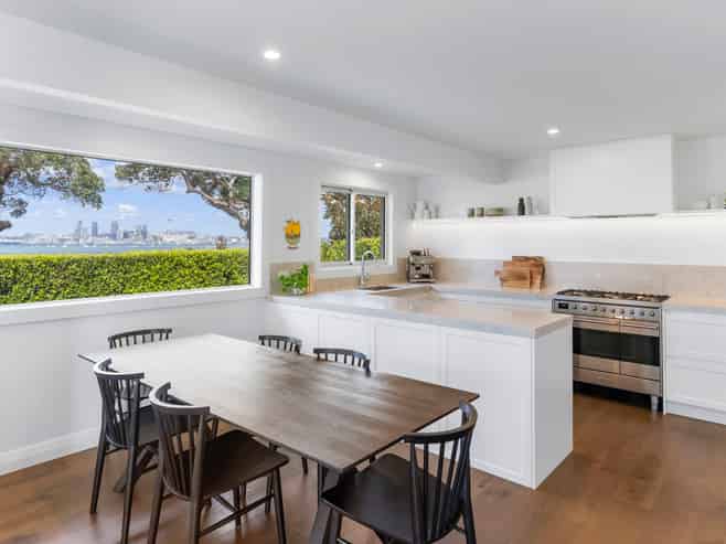 21 Heath Avenue, Northcote