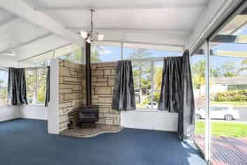 51  Normanton St , Glenfield