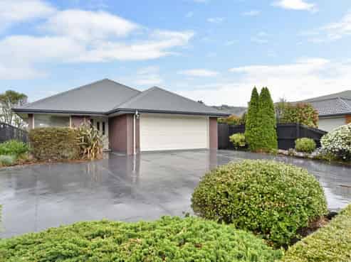 66 Mauger Drive, Heathcote Valley