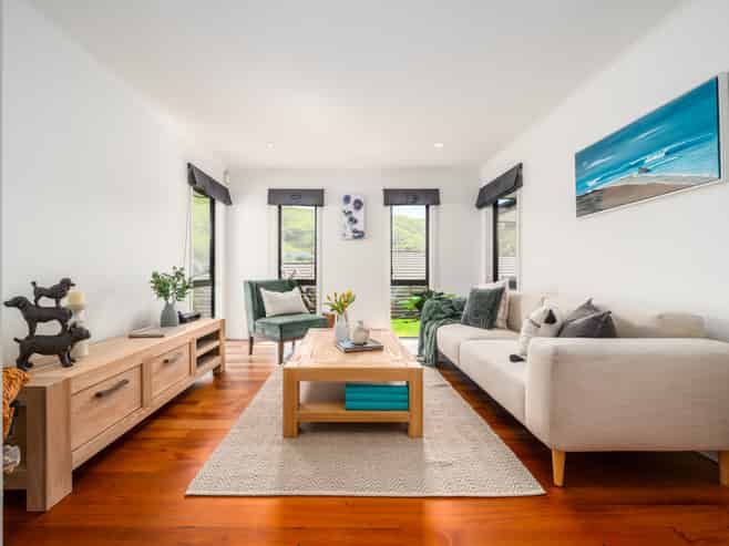 6 Romaine Road, Churton Park