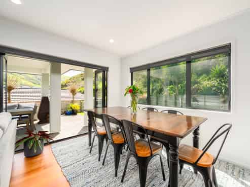 6 Romaine Road, Churton Park