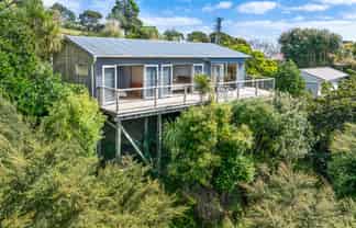 37 Trig Hill Road, Onetangi