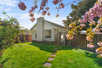 15 Prestons Road, Redwood